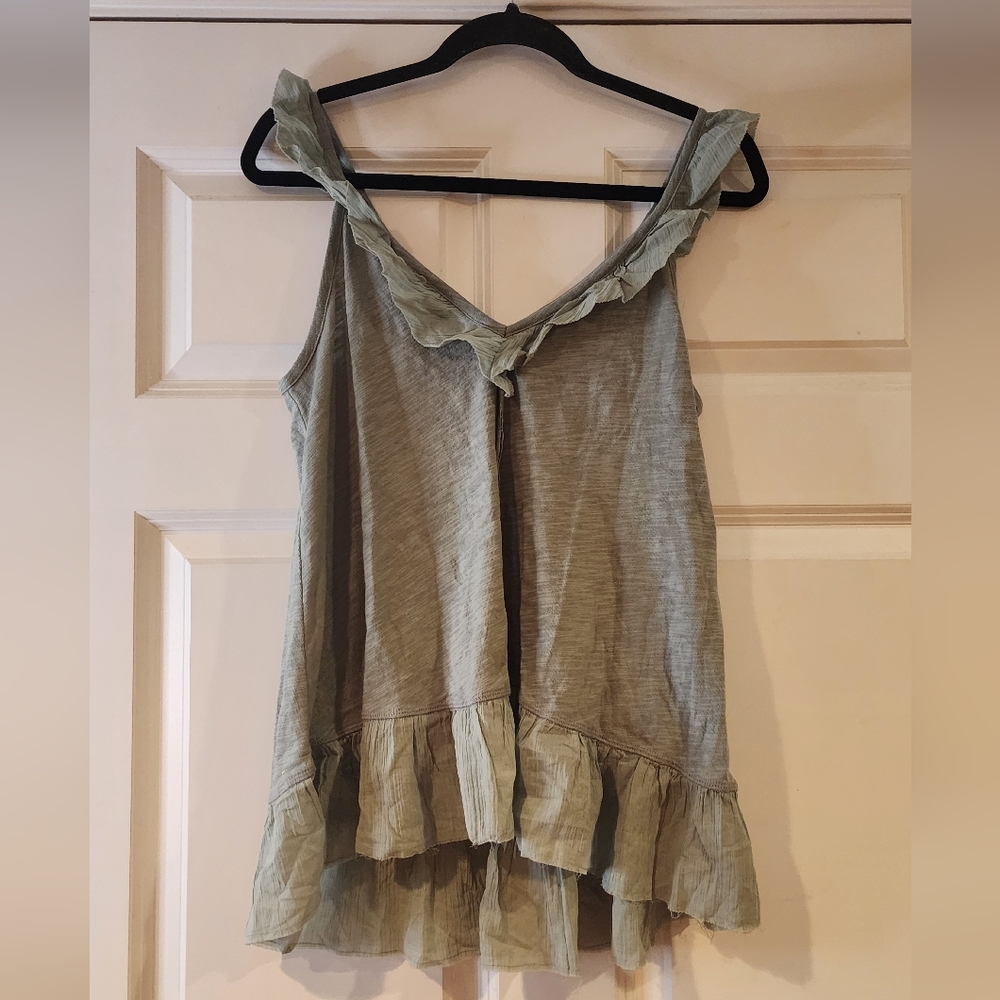 NWT American Eagle Green Ruffled Women's Tank S